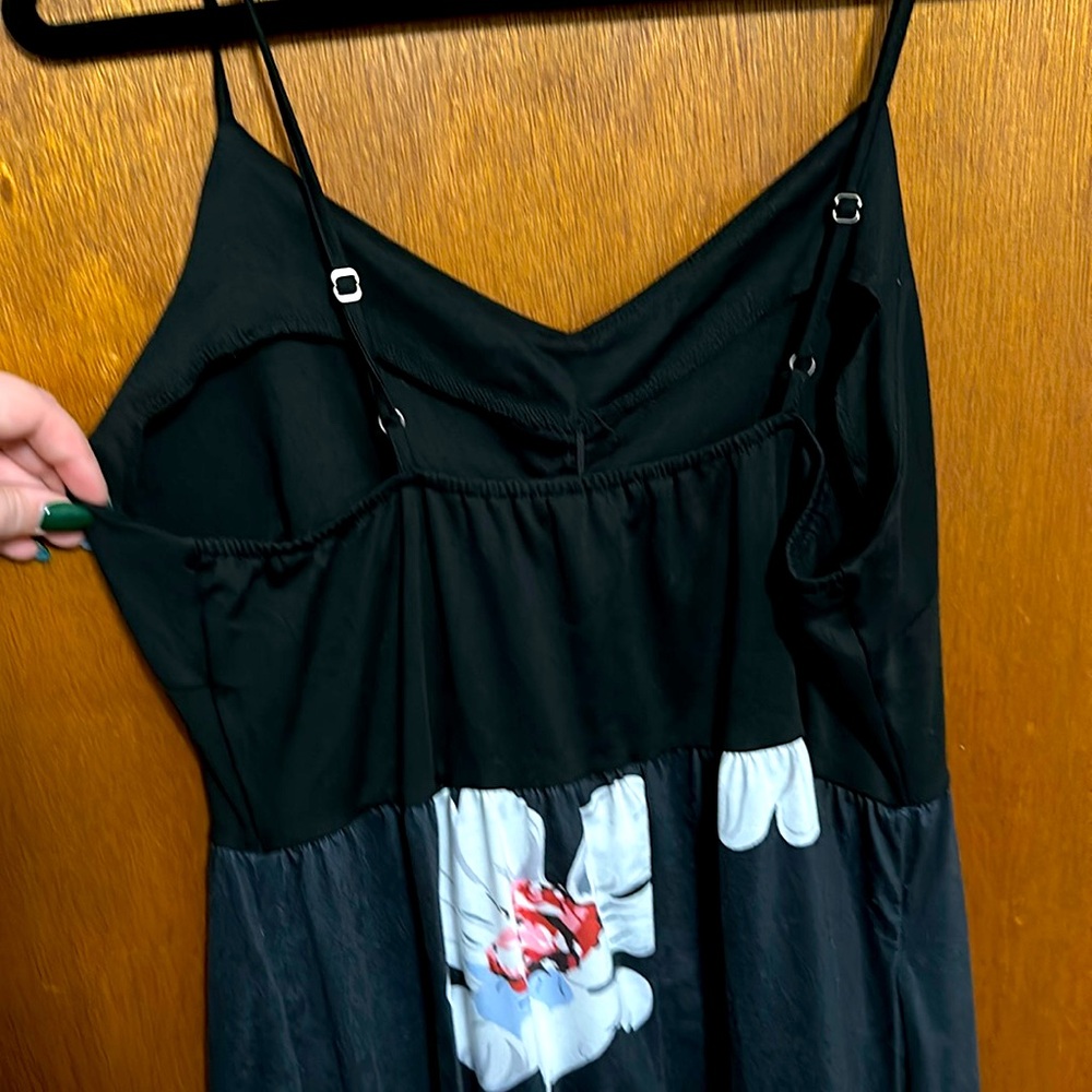 Dress - Picture 3 of 4